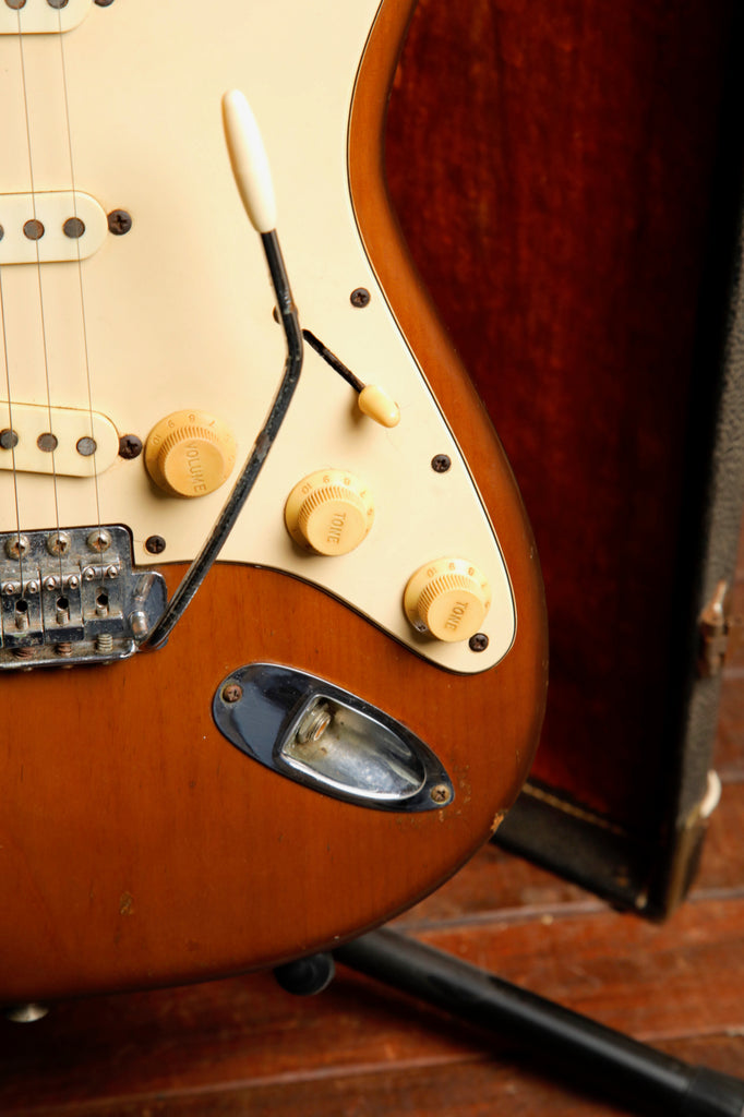 Fender Stratocaster Vintage 1973 Mocha Electric Guitar Pre-Owned