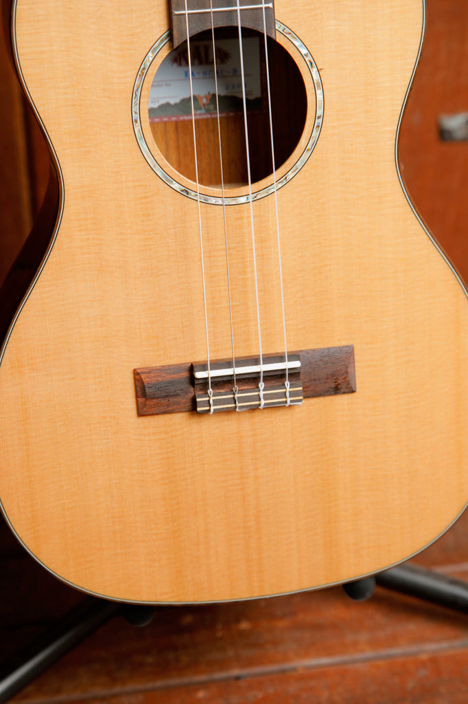 Kala KA-SCAC-B Solid Cedar Top Acacia Baritone Ukulele