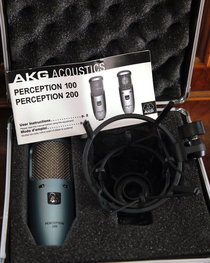 AKG Perception 200 Condenser Microphone w/ Case & Shock Mount Pre-Owned