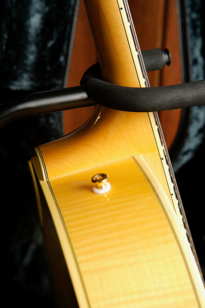 D'Aquisto New Yorker DQ-NYE Archtop Hollowbody Electric Guitar Pre-Owned