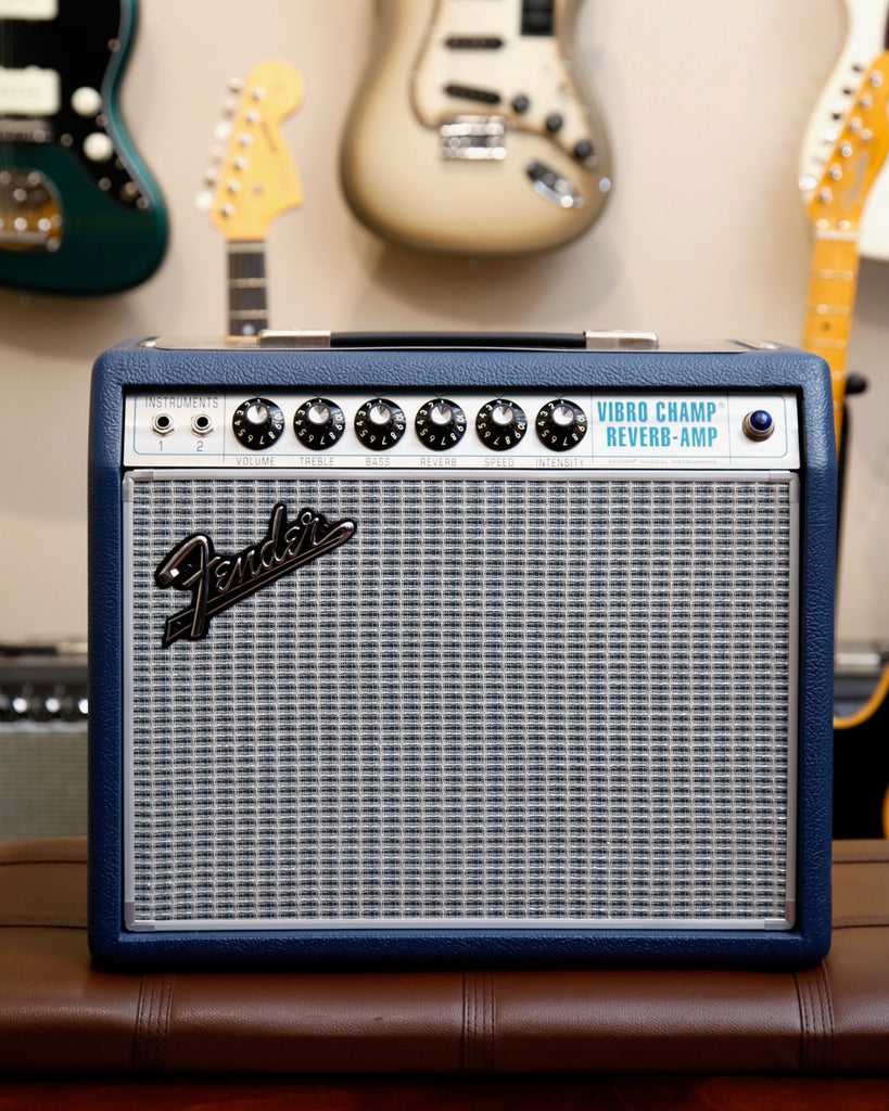 Fender '68 Custom Vibro Champ Reverb FSR Navy Blue Amplifier