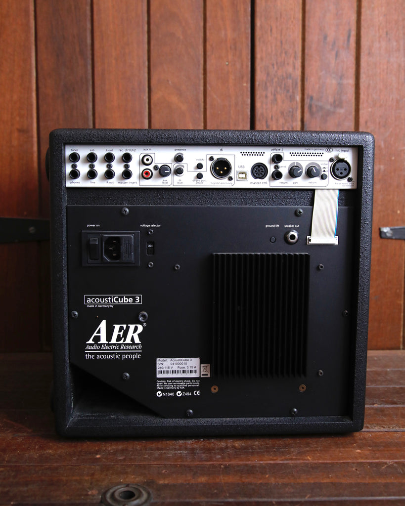 AER Acousticube 3 120 Watt Acoustic Instrument Combo Amplifier Pre-Owned