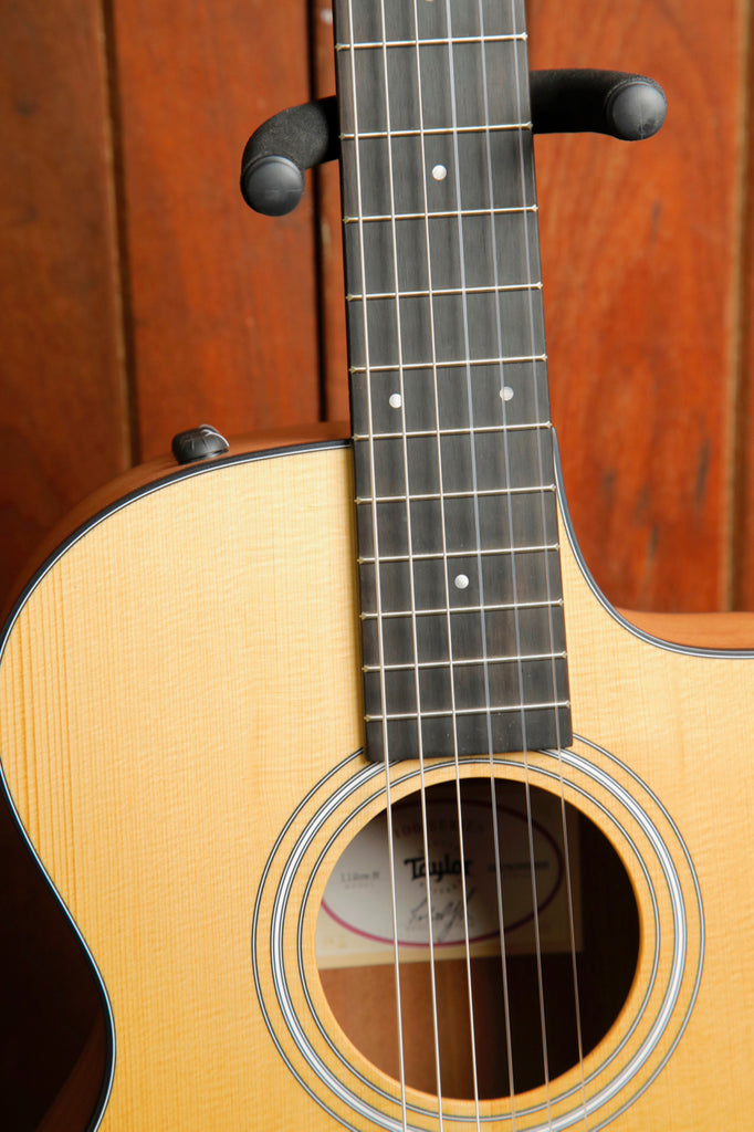 Taylor 112ce-N Acoustic-Electric Nylon Guitar