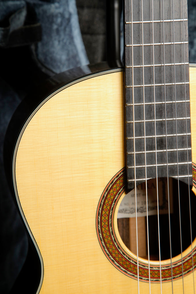 Kodaira Artist AST 100 Classical Guitar Made in Japan Pre-Owned