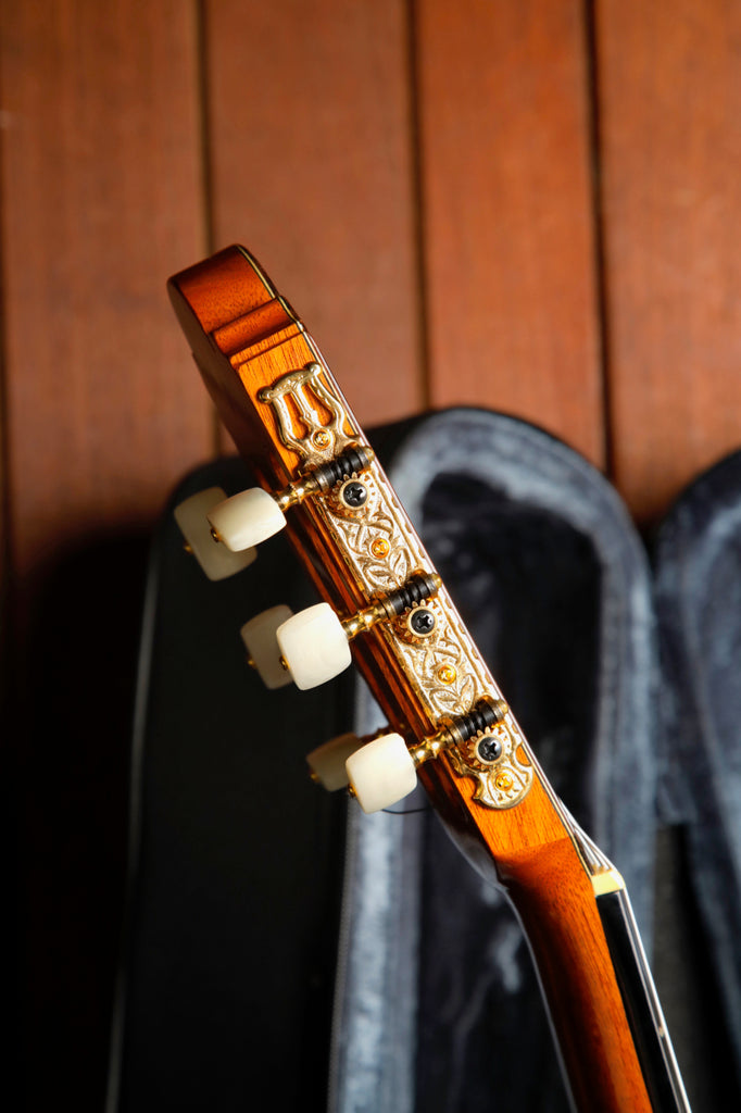 Kodaira Artist AST 100 Classical Guitar Made in Japan Pre-Owned