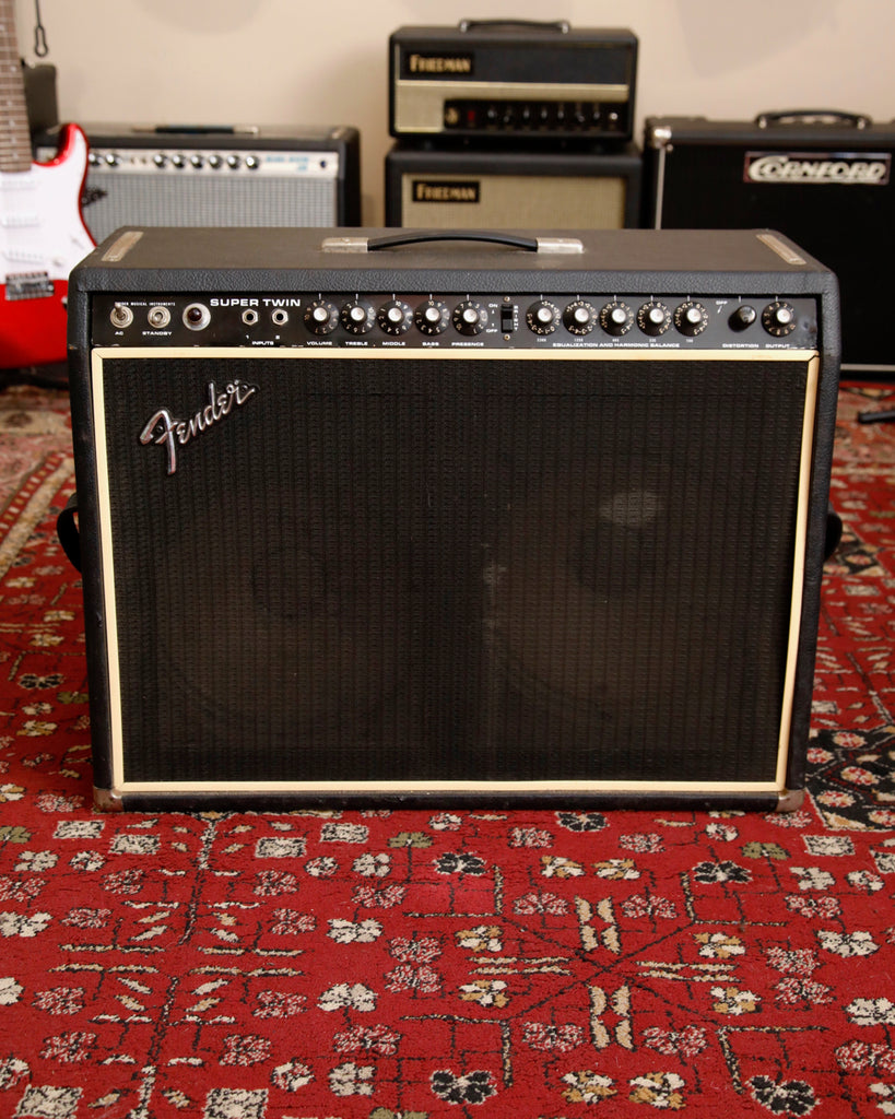 Fender Super Twin 180-Watt 2x12" Valve Guitar Amplifier Combo Pre-Owned