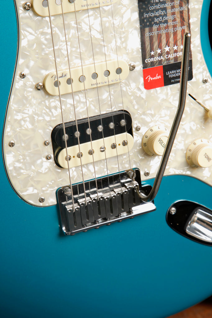 Fender American Elite Stratocaster HSS Shawbucker Electric Guitar Ocean Turquoise 2018 Pre-Owned