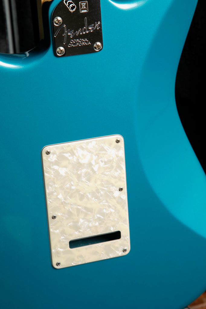 Fender American Elite Stratocaster HSS Shawbucker Electric Guitar Ocean Turquoise 2018 Pre-Owned