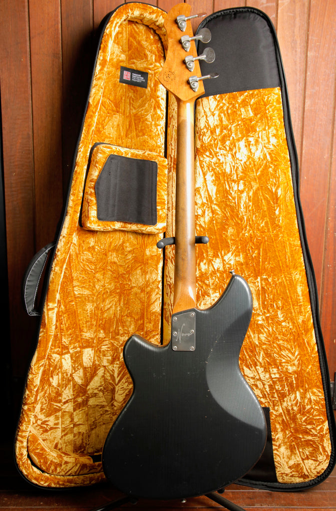 Novo Ivorus Charcoal Frost Bass Guitar
