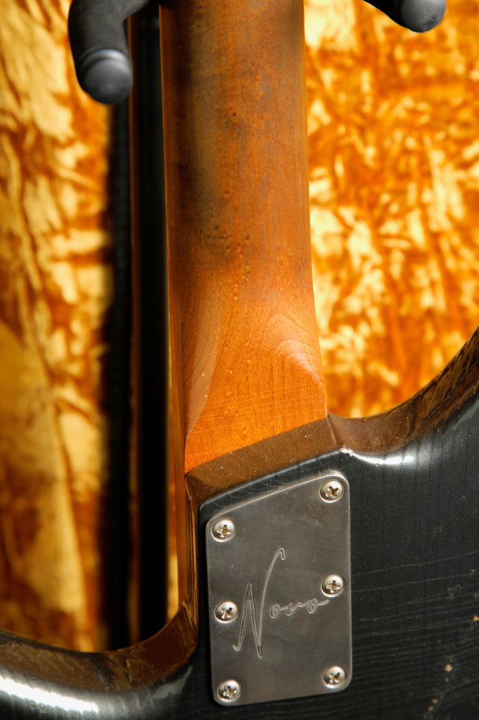 Novo Ivorus Charcoal Frost Bass Guitar