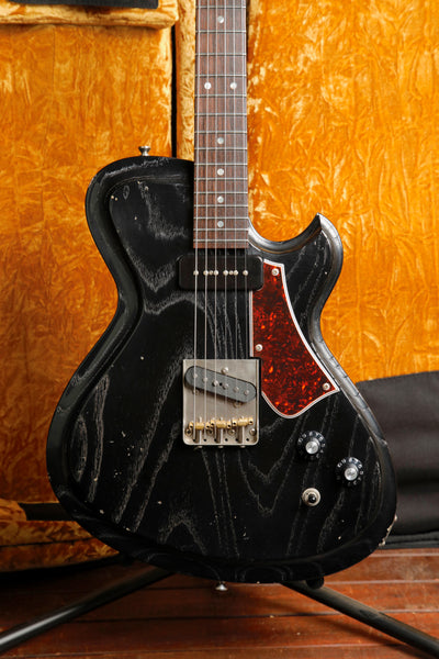 Novo Solus F2 Bull Black Electric Guitar