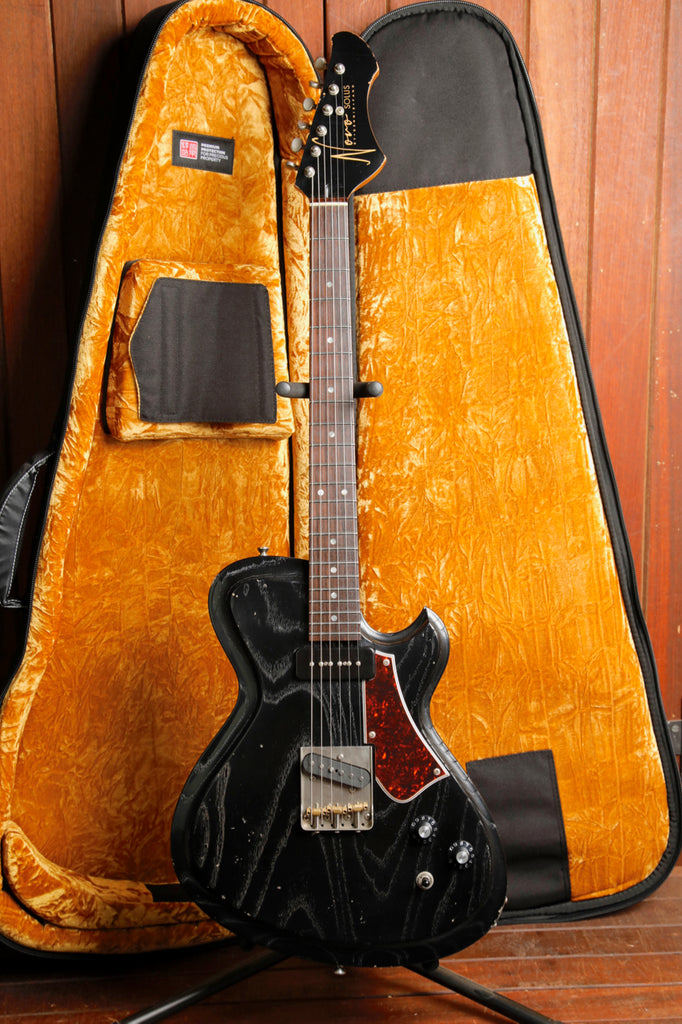 Novo Solus F2 Bull Black Electric Guitar