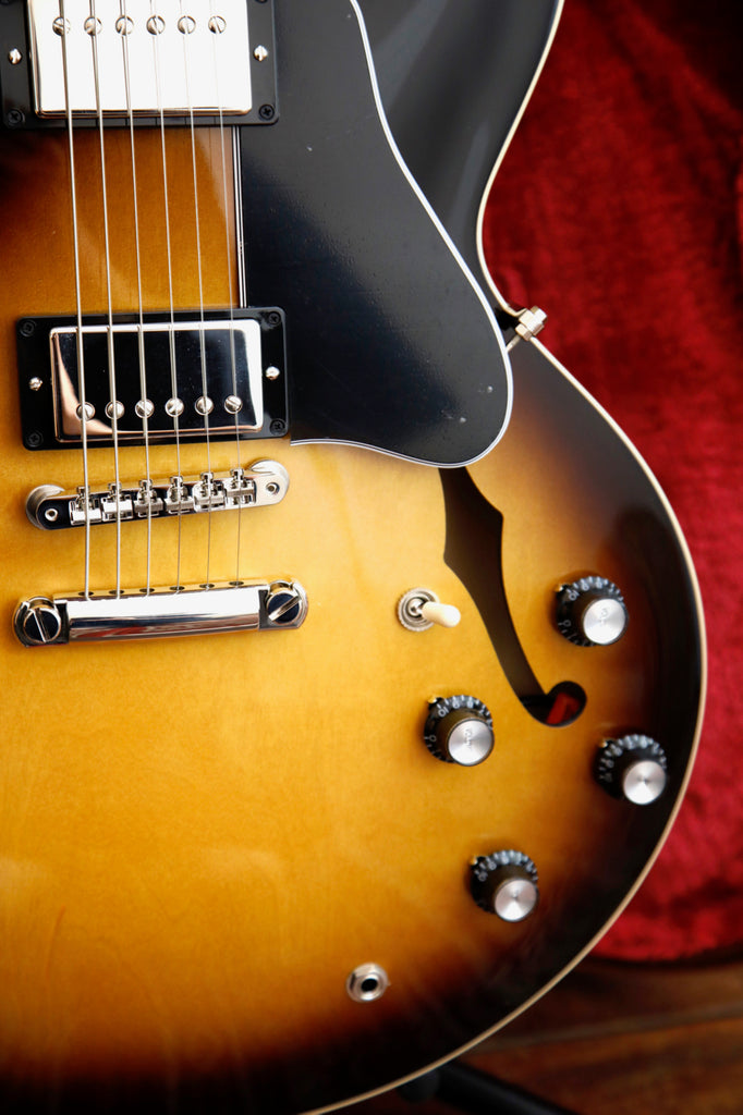 Gibson ES-335 Vintage Burst Semi-Hollow Electric Guitar