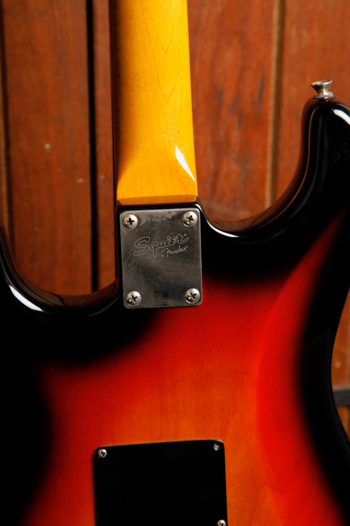 Squier Classic Vibe '60s Stratocaster 3-Tone Sunburst Electric Guitar 2012 Pre-Owned