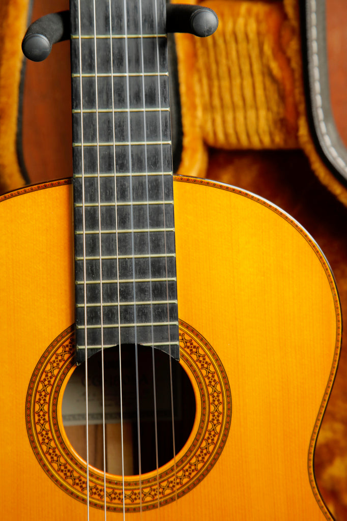 Yamaha CG-180SA Vintage Classical Guitar With Hardcase Pre-Owned