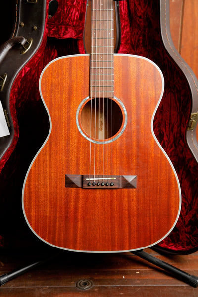 Tasman TA150O-E Mahogany Acoustic-Electric Guitar with Case Pre-Owned