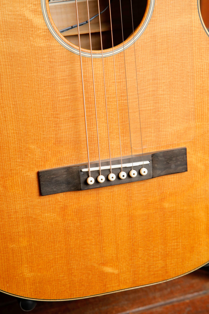 Larrivée O-01 Parlor Maple Special Edition Acoustic-Electric Guitar 2004 Pre-Owned