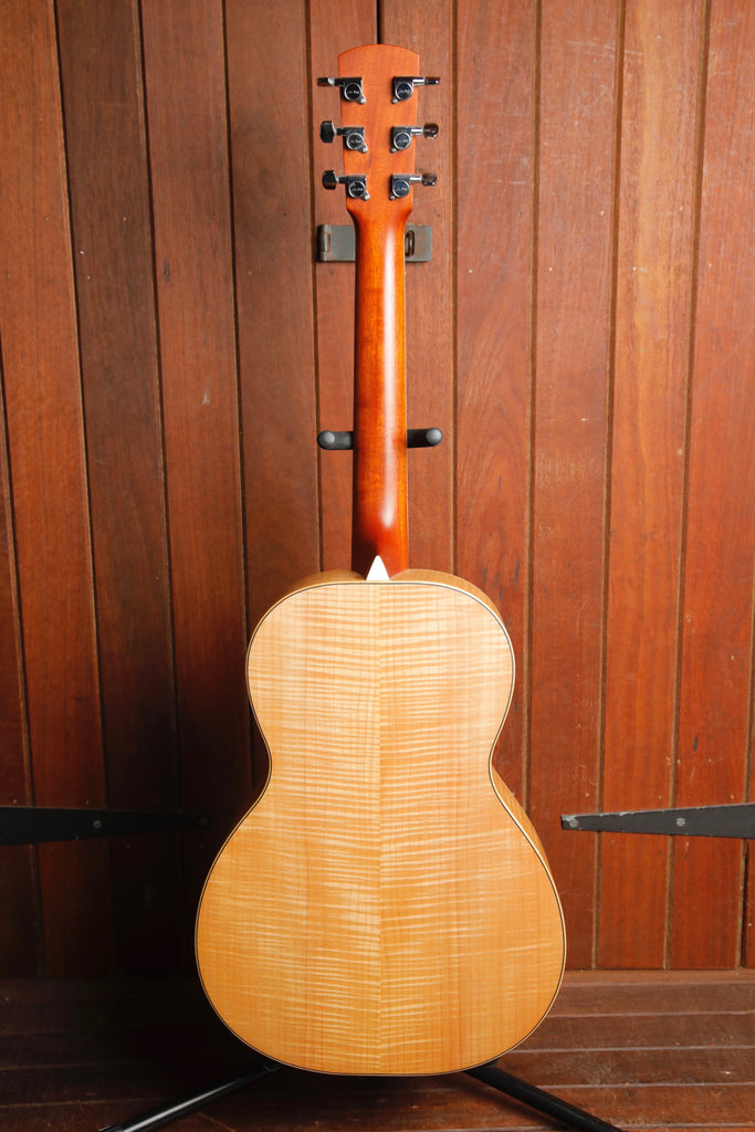 Larrivée O-01 Parlor Maple Special Edition Acoustic-Electric Guitar 2004 Pre-Owned