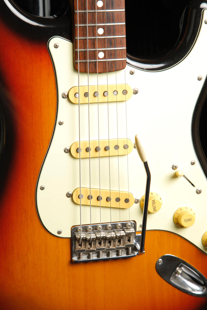 Fender ST-62 Stratocaster Reissue Sunburst Electric Guitar 2006 Pre-Owned