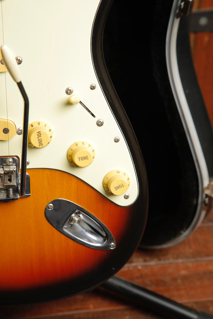 Fender ST-62 Stratocaster Reissue Sunburst Electric Guitar 2006 Pre-Owned