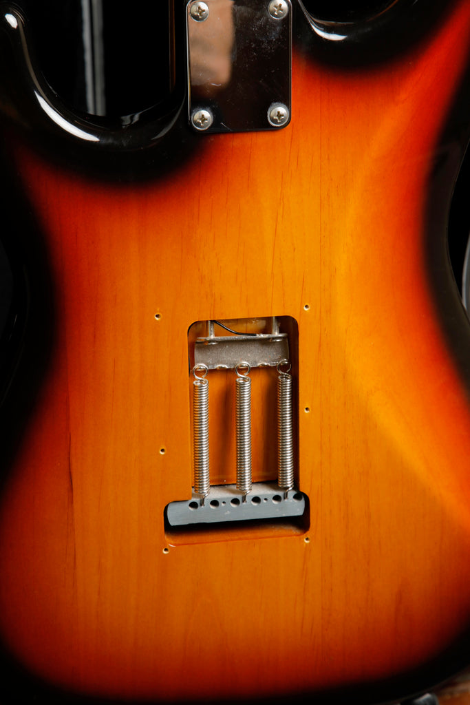 Fender ST-62 Stratocaster Reissue Sunburst Electric Guitar 2006 Pre-Owned