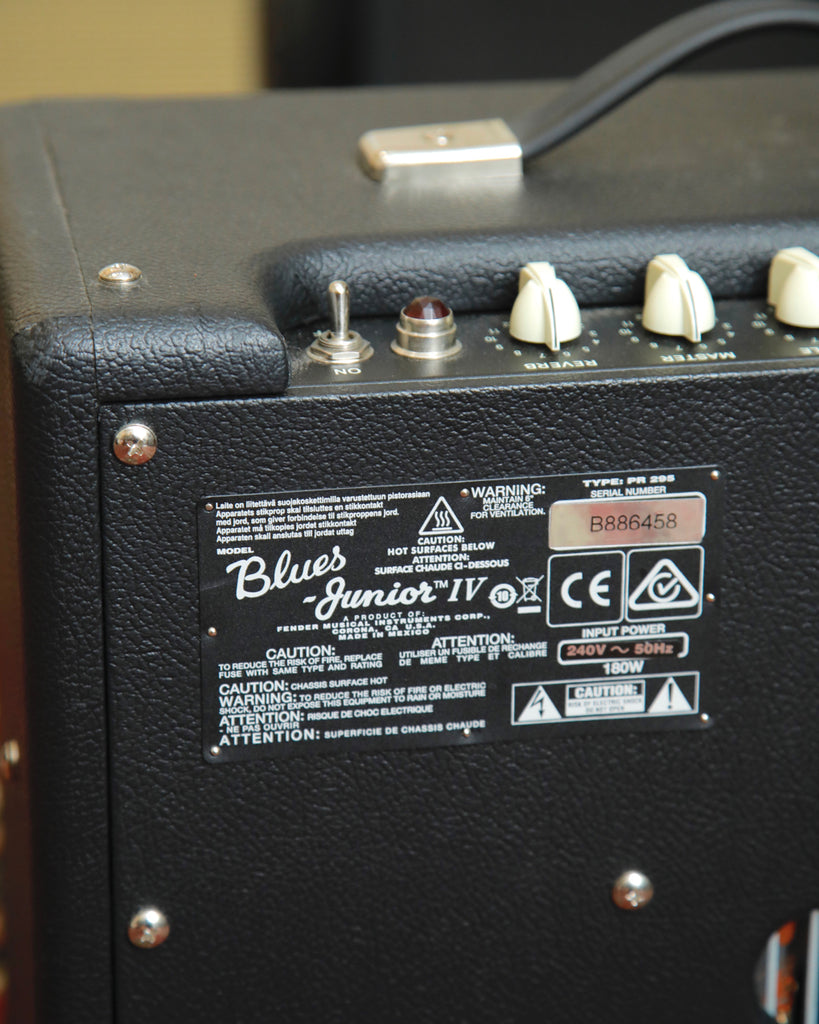 Fender Blues Junior IV 15-Watt 1x12" Valve Amplifier Combo Pre-Owned