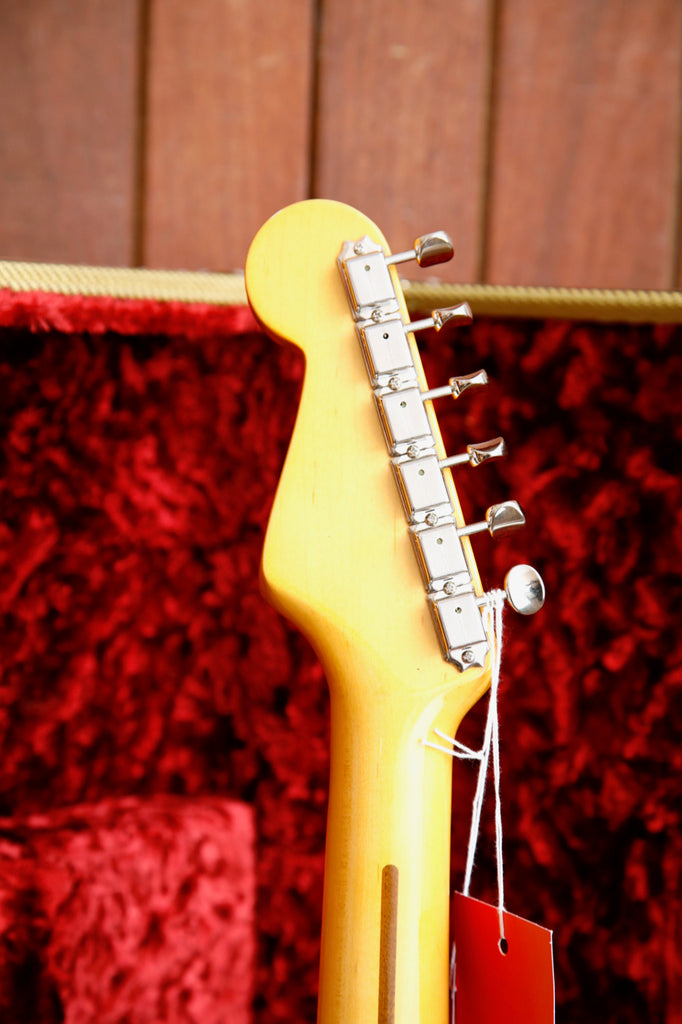 Fender 70th Anniversary American Vintage II 1954 Stratocaster 2-Colour Sunburst