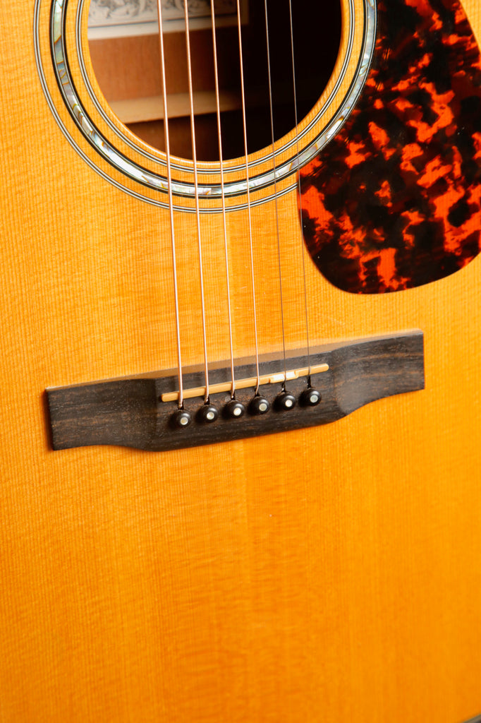 Larrivée OM-05 Spruce/Mahogany Acoustic-Electric Guitar 1996 Pre-Owned