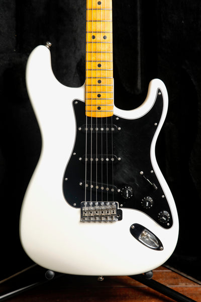 Fender 1979 Stratocaster White Vintage Electric Guitar Pre-Owned