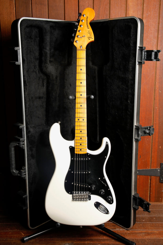 Fender 1979 Stratocaster White Vintage Electric Guitar Pre-Owned