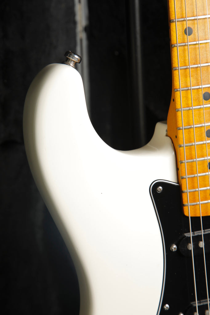 Fender 1979 Stratocaster White Vintage Electric Guitar Pre-Owned