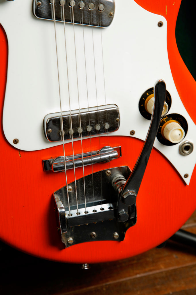 Maton Flamingo 555 Flamingo Red Electric Guitar Vintage 1963 Pre-Owned