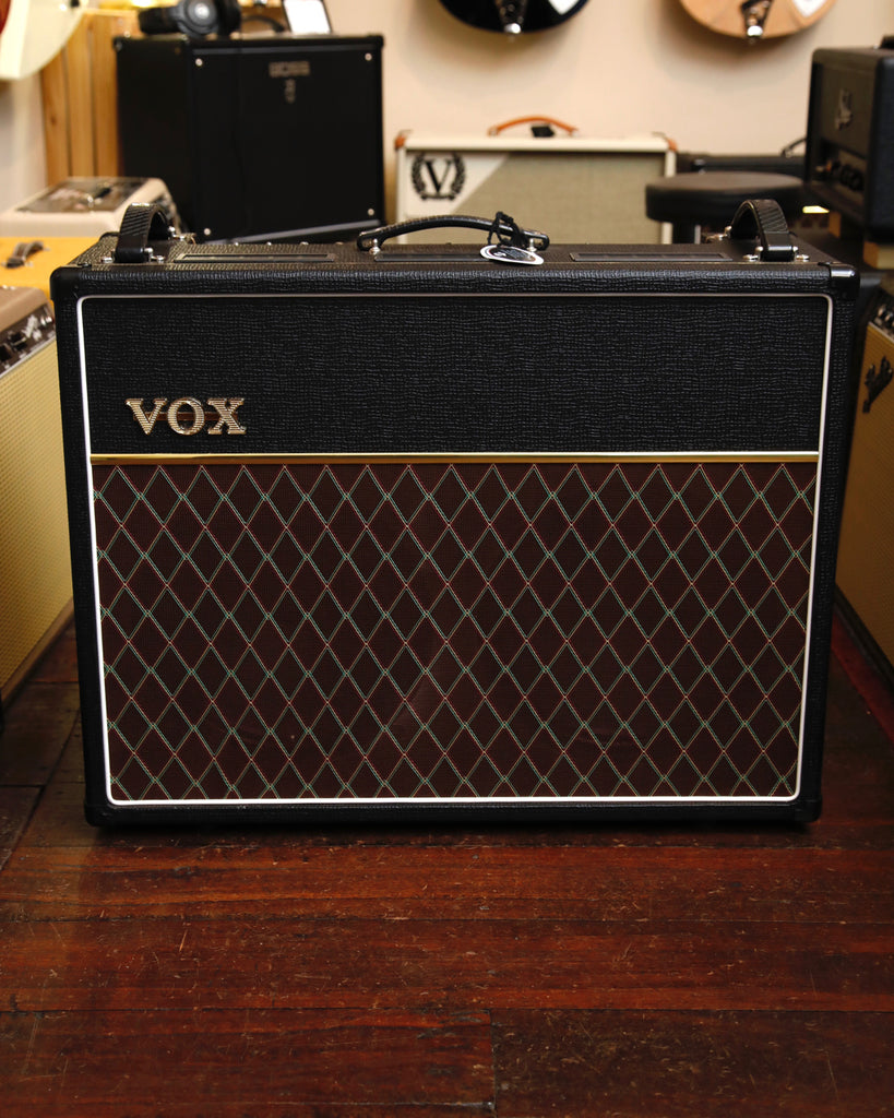 Vox AC30C2 30-Watt 2x12" Valve Combo Guitar Amplifier Pre-Owned