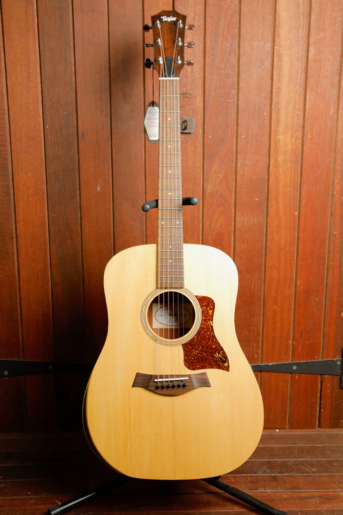 Taylor Academy 10e Walnut Acoustic-Electric Guitar