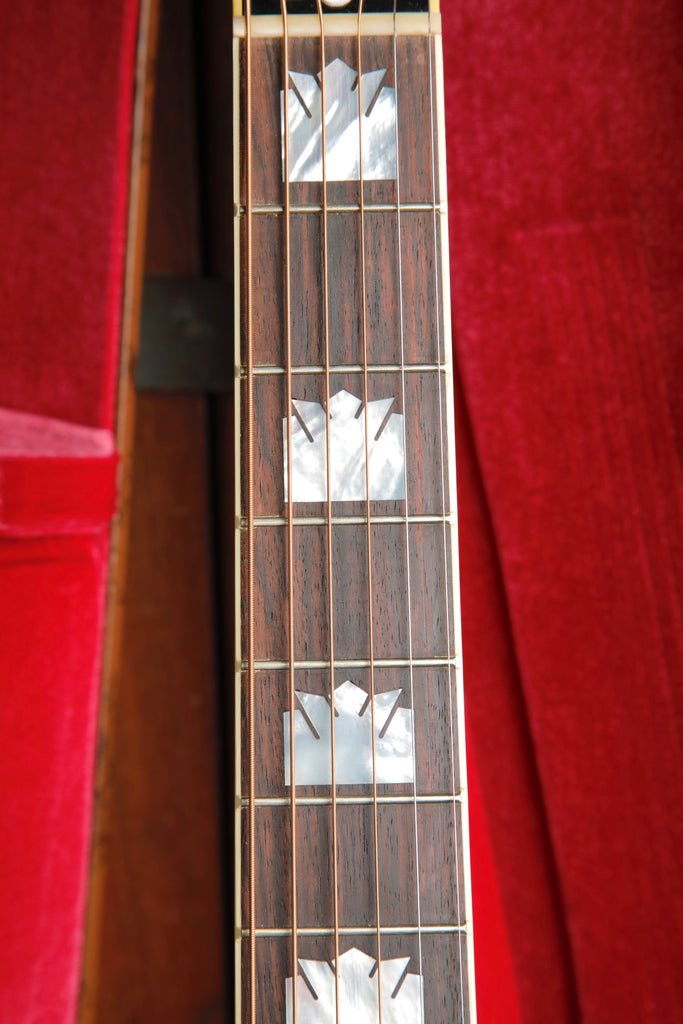 Gibson Custom 1957 SJ-200 Vintage Sunburst Acoustic Guitar