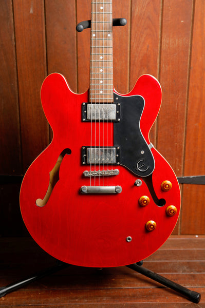 Epiphone ES-335 DOT Cherry Semi-Hollow Electric Guitar 2011 Pre-Owned
