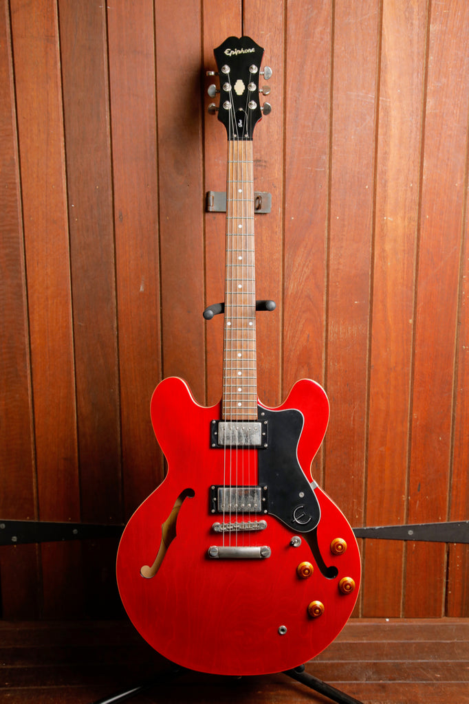 Epiphone ES-335 DOT Cherry Semi-Hollow Electric Guitar 2011 Pre-Owned