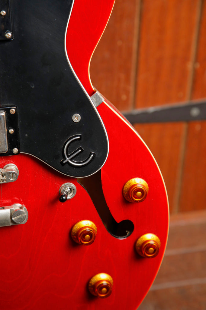 Epiphone ES-335 DOT Cherry Semi-Hollow Electric Guitar 2011 Pre-Owned