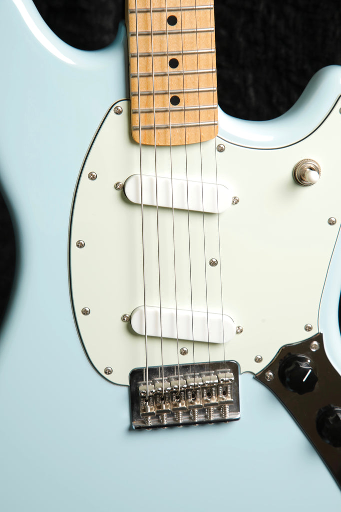 Fender Player Mustang Sonic Blue Maple Electric Guitar 2021 Pre-Owned