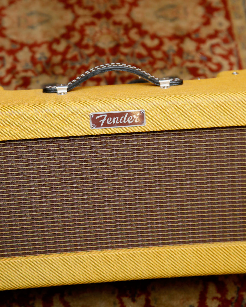 Fender '63 Reverb Unit Reissue Limited Edition Tweed Valve Reverb Pre-Owned