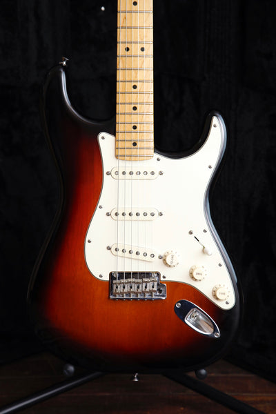Fender American Standard Stratocaster 3-Color Sunburst 2014 Pre-Owned