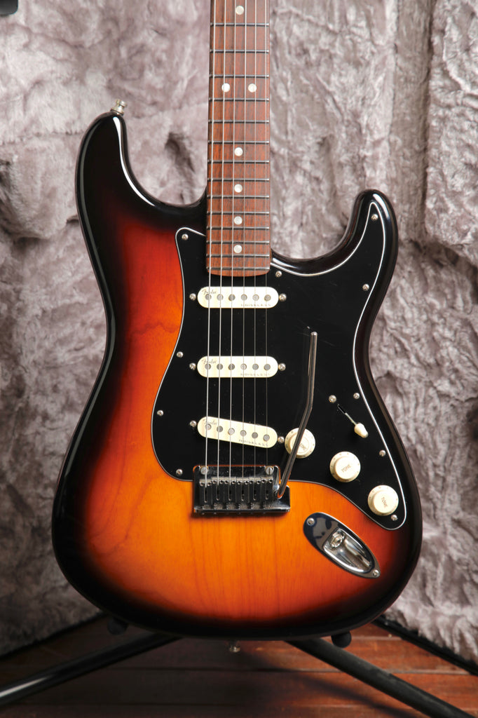 Fender American Ultra Luxe Stratocaster 2-Tone Sunburst Electric Guitar Pre-Owned