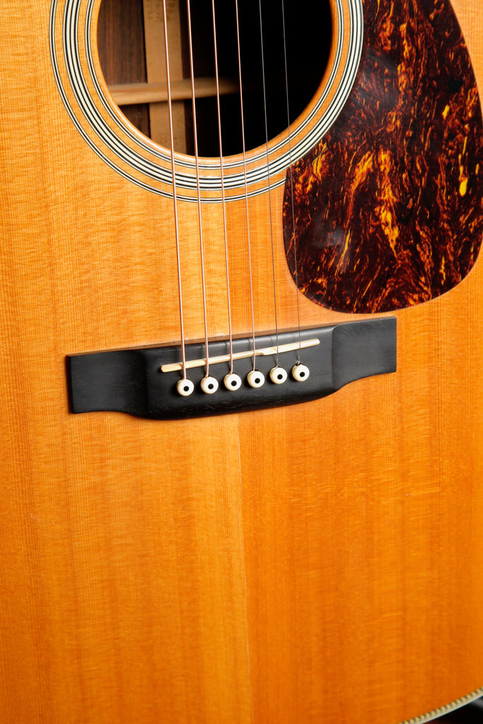 Martin HD-28 Dreadnought Acoustic-Electric Guitar 2002 Pre-Owned