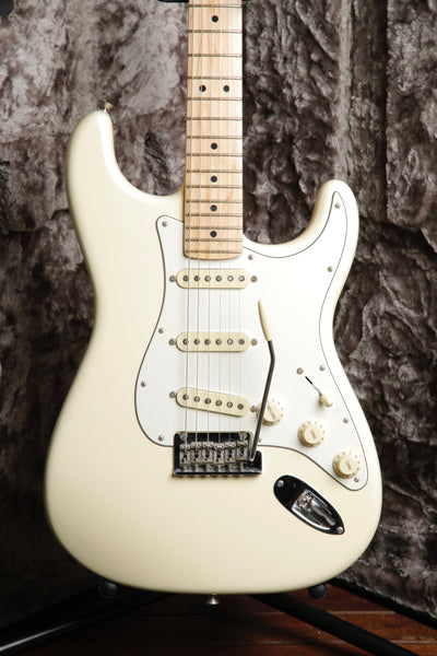 Fender American Professional Stratocaster Olympic White Electric Guitar 2019 Pre-Owned