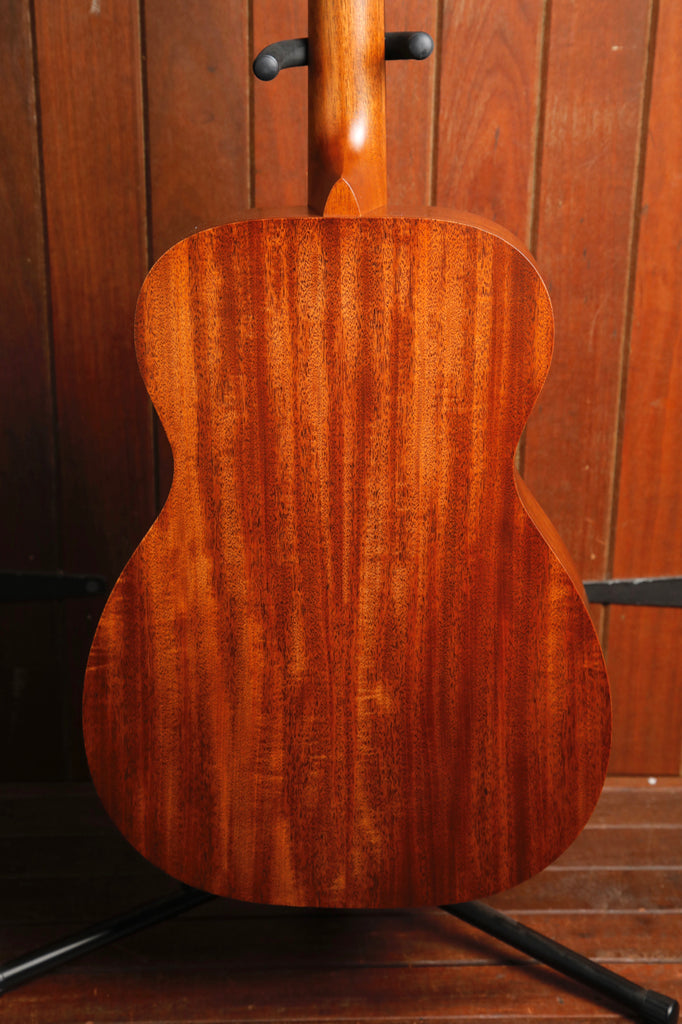 Martin 00-15M All Mahogany Orchestra Model