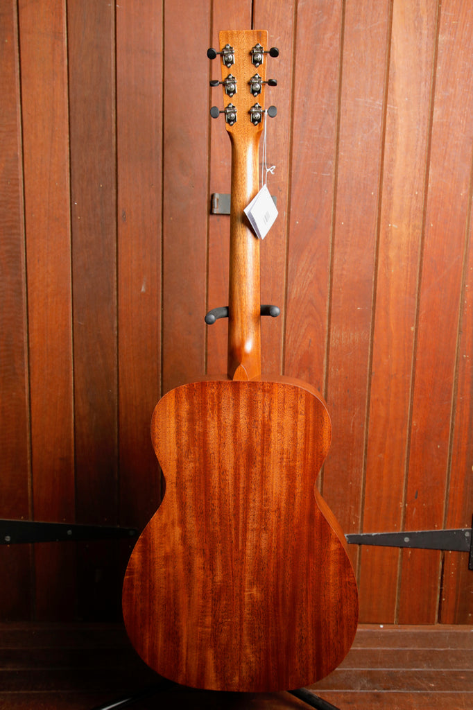 Martin 00-15M All Mahogany Orchestra Model