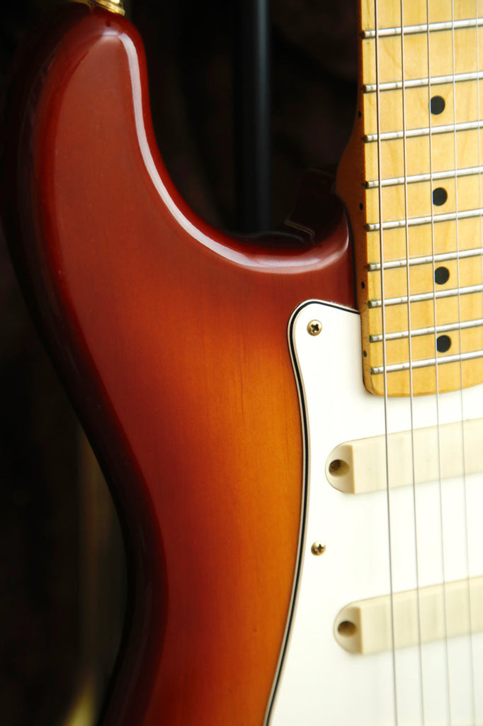 Fender Elite Stratocaster 1983 Sienna Sunburst Electric Guitar Vintage Pre-Owned