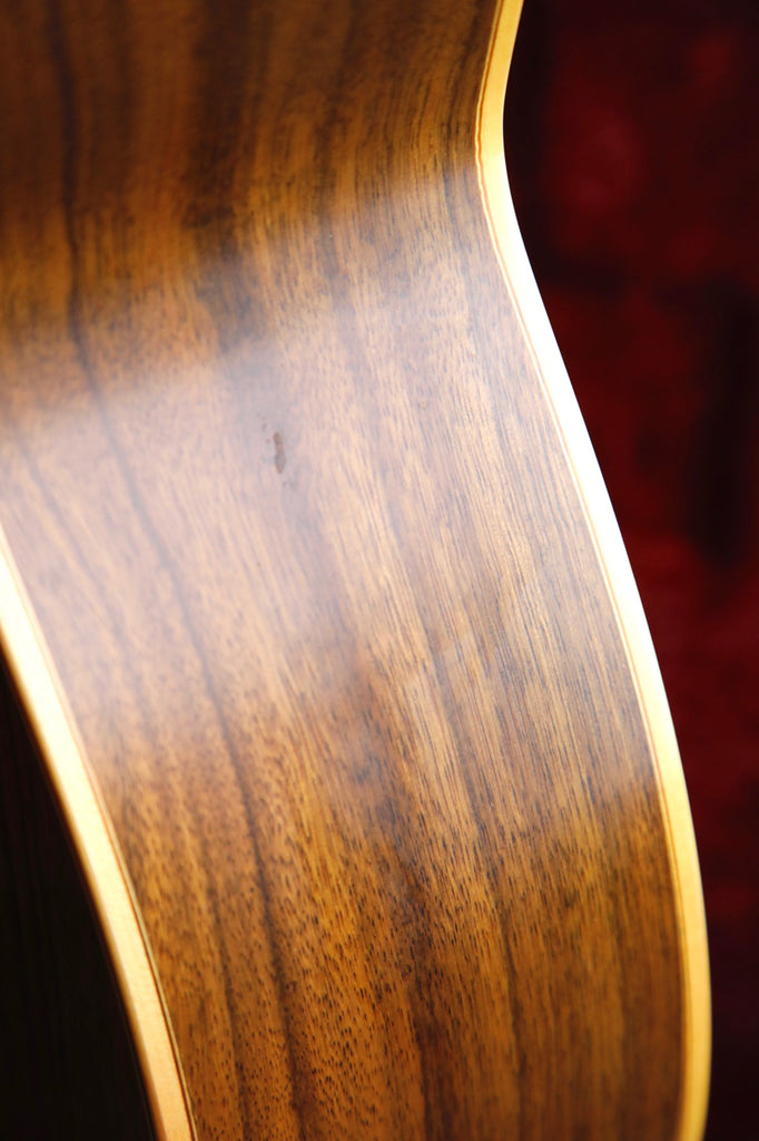 McIlroy AJ226 Spruce/Walnut Acoustic Guitar 2013 Pre-Owned