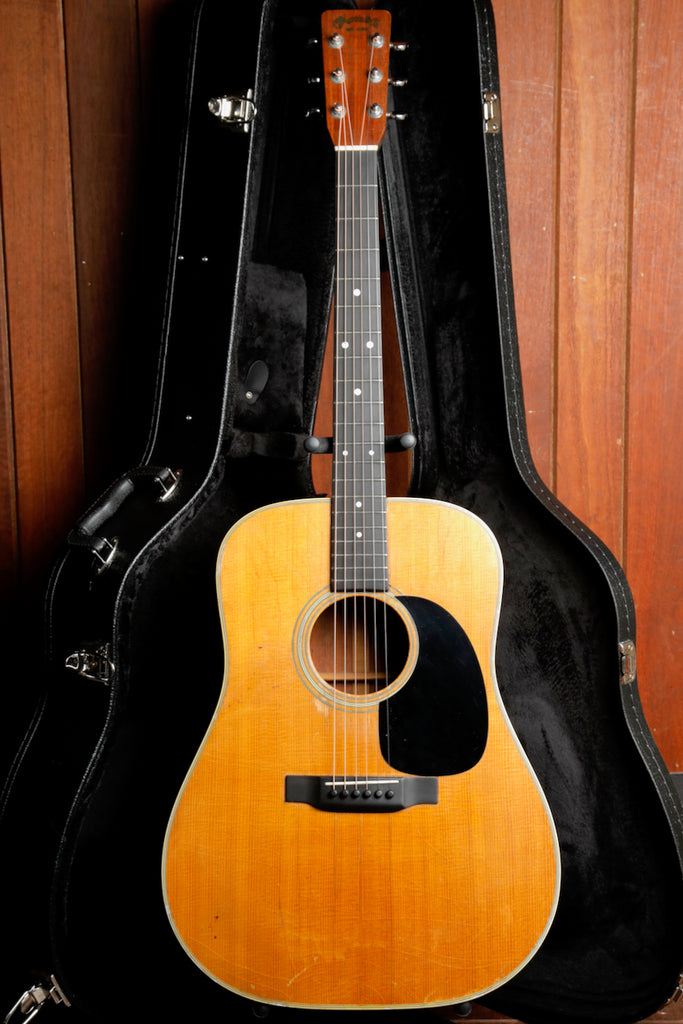 Martin D-28 1971 Vintage Dreadnought Acoustic-Electric Guitar Pre-Owned