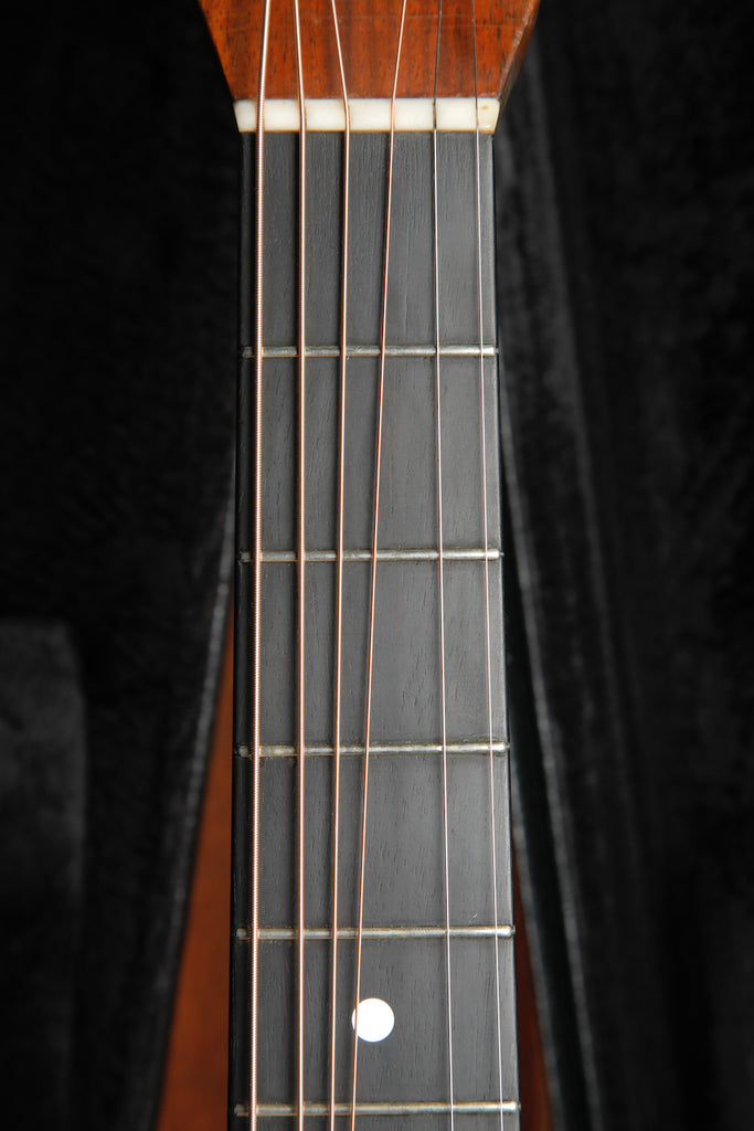 Martin D-28 1971 Vintage Dreadnought Acoustic-Electric Guitar Pre-Owned